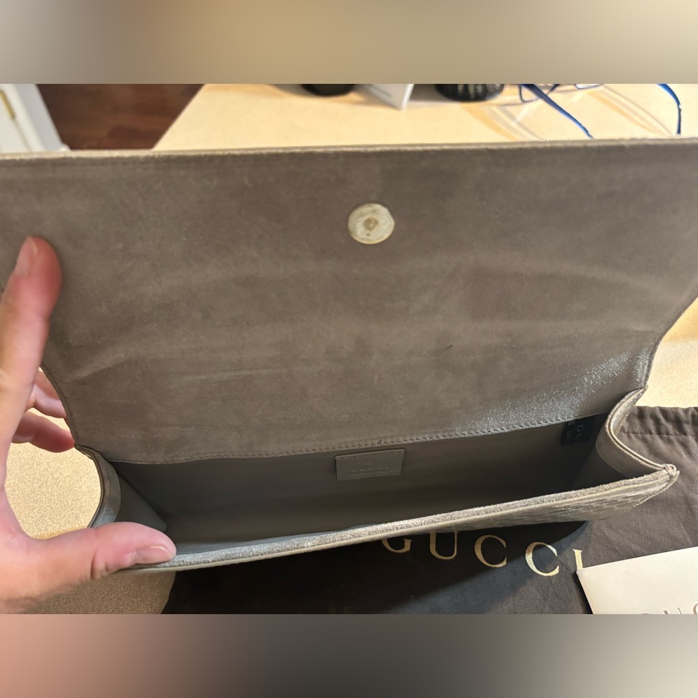 Gucci Clutch - Picture 9 of 10